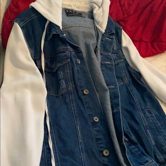 Hoodie and jean jacket - Picture 2 of 3